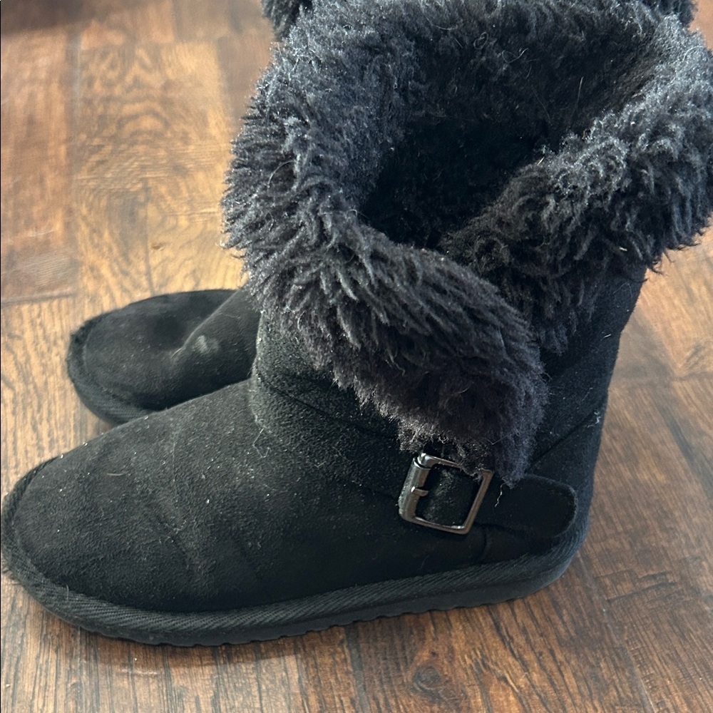 The Children's Place Black Faux Fur Kids Boots